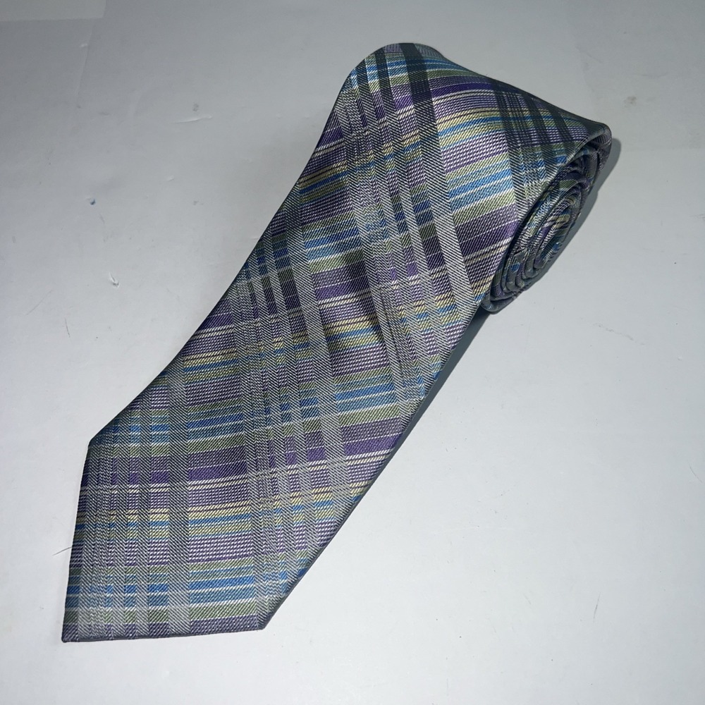 Robert Graham Mens‎ Neck Tie 100% Silk 58" x 3.5"  Purple/Gray Plaid-New